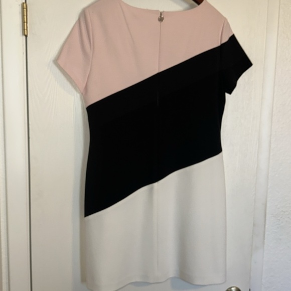 Tommy Hilfiger color block dress size 14 EUC - Picture 3 of 3